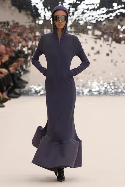 Look 22